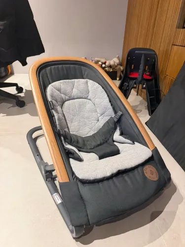 Cadeirinha de bebe max cosi