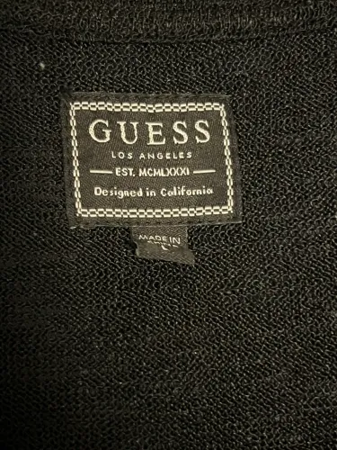 Blusa preta da guess