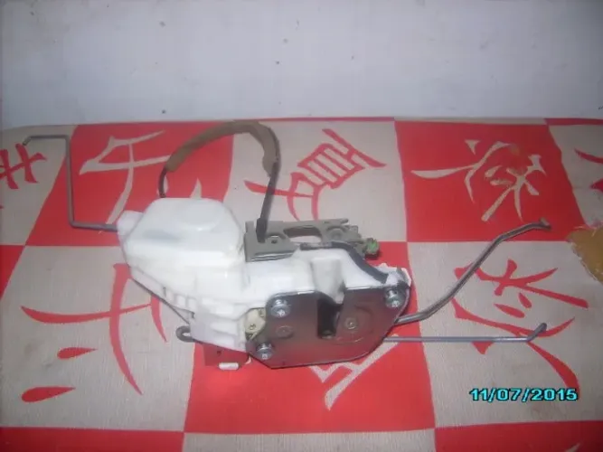 Fechadura Dianteira Direita Pajero TR4