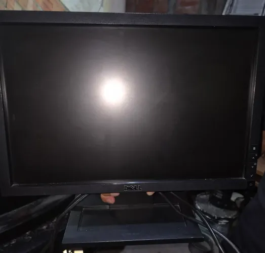 Monitor Dell 17" LCD (Modelo E1709Wc)