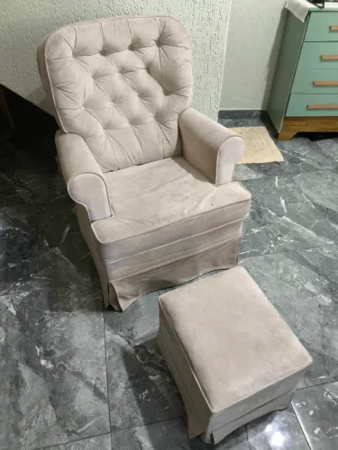 Poltrona Luxo Amamentar com apoio de pé