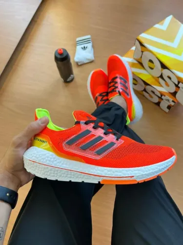 LANÇAMENTO ADIDAS ESPORTIVO