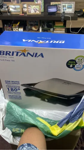 Grill Britânia 180 nova com garantia 