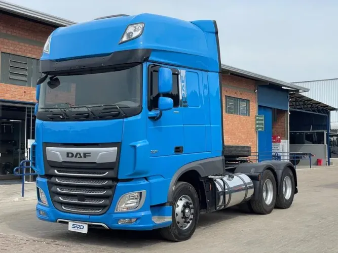 DAF XF 480 6X2 TETO ALTO ANO 2023 EURO 6 - COM 358 MIL KM - FROTA SVD