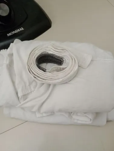Vendo 2 Kimonos (vendo separado também) A0 e M3-Usados