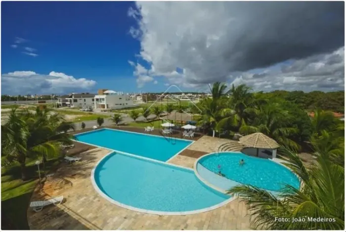 Terreno a venda no Condominio Residencial Alamoana em Intermares