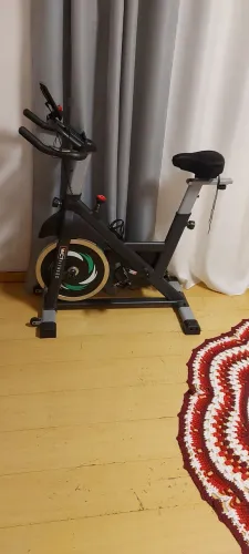 Bicicleta Ergometrica Spinning 20 Kg WCT Fitness cor Preto/Verde