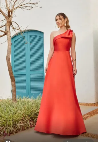 Vestido Longo Luxo em Cetim - Peças Exclusivas
