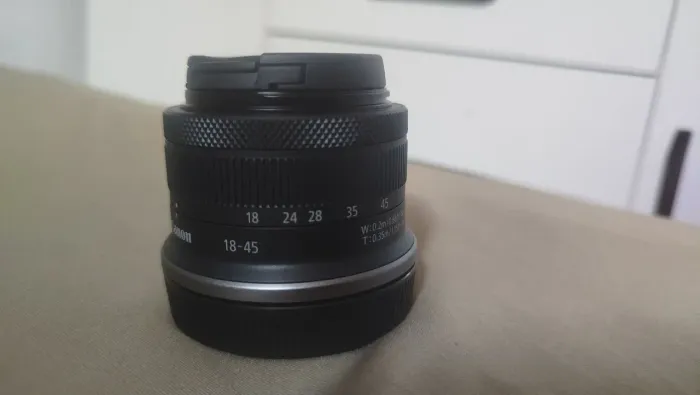 Canon RF 18-45 NOVA