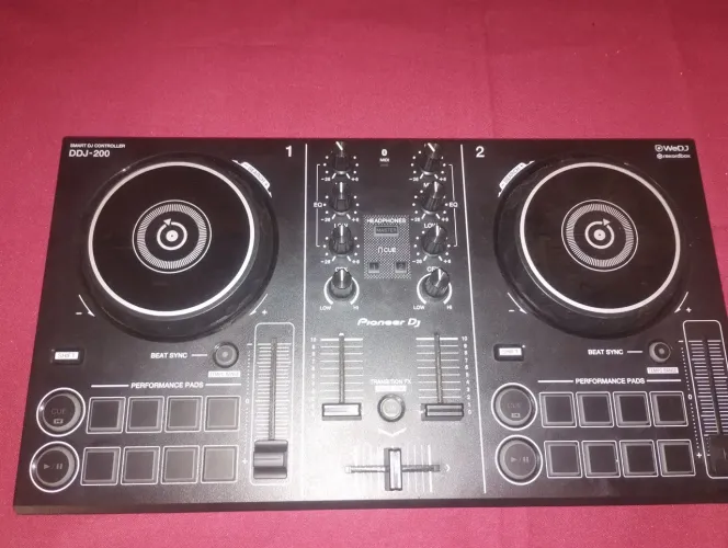 Pioneer Controller DDJ200
