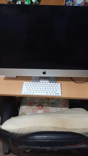 Computador em ótimo estado e funcionando. 29 polegadas.<br>Valor 2.800,00