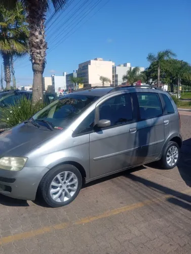 Fiat Idea ELX 1.4 MPI Fire Flex 8V 5P 2010