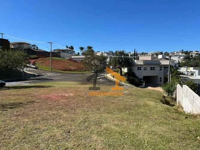 Terreno à venda, 526 m² por R$ 424.000,00 - Condomínio Villa Ravenna - Itatiba/SP