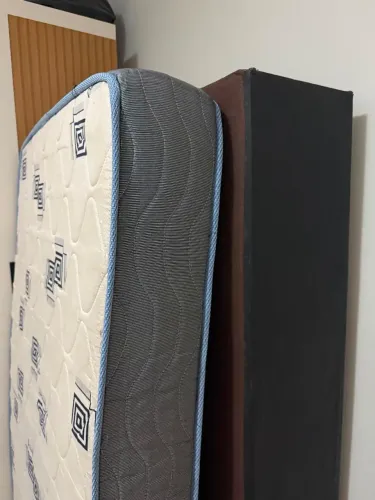 CAMA DE SOLTEIRO ORTOBOM POUCO USADA