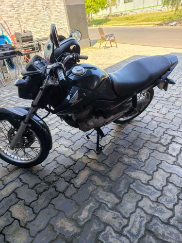 Fan 150 Preta Flex