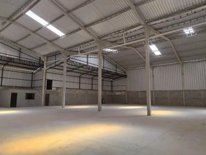 GALPÃO PARA LOCAÇÃO - 1.150 m²