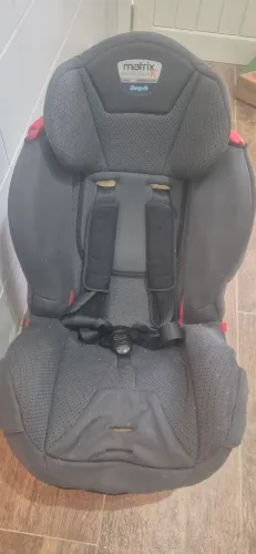 Vendo cadeira para auto 0 a 25 kg