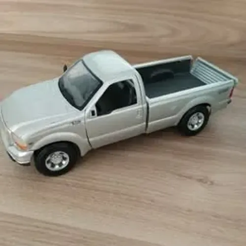 Miniatura em metal F -350 Maisto