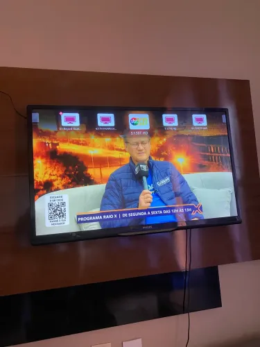Televisao / TV 43 pol. Philips Smart TV - sem defeitos