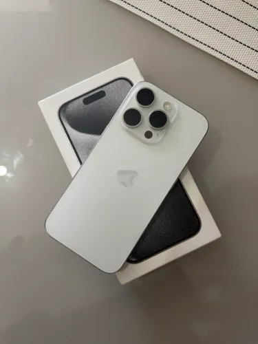 iPhone 15 pro 128gb