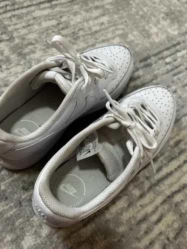 Tênis nike branco unissex TAM 39 - aceito ofertas!