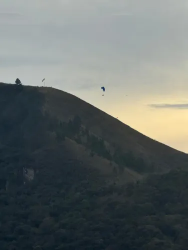 Linda chácara com 20 mil m² e vista incrível em Campo Magro próx. Bateias