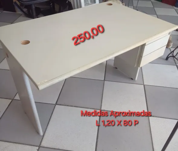 Mesa de escritório 