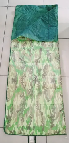 Saco de dormir camuflado 