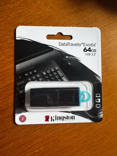 Pen Drive Kingston Exodia | 64 GB