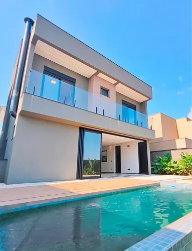 CASA EM VILAS DO ATLÂNTICO-AV PRAIA DE ITAPOÃ