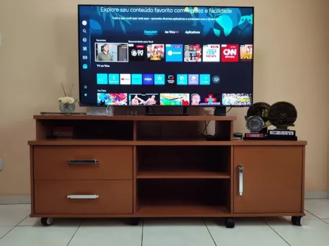 Smart TV 55" QLED 4K 55Q65D No Plástico, Muito nova! E com Nota Fiscal. Parcelo no Cartão.