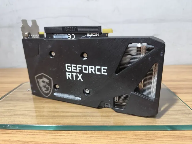 GeForce MSI RTX 3050 Ventus 2X XS 8gb OC