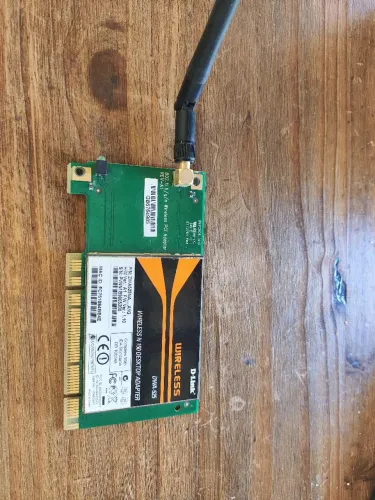 Adaptador Wi-Fi PCI D-Link DWA-525 (Wireless N 150 Mbps)