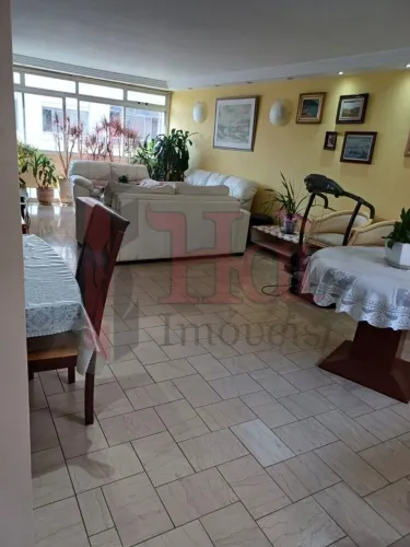 APARTAMENTO À VENDA NO BOM RETIRO