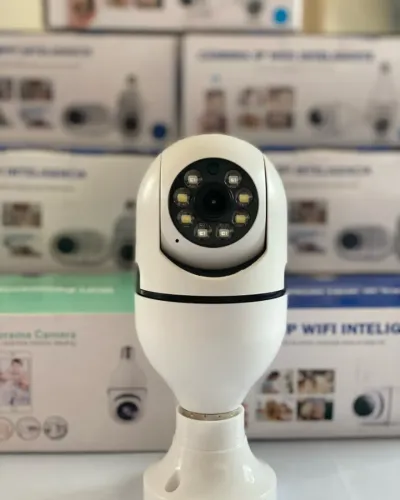 CÂMERA DE SEGURANÇA IP LÂMPADA 360