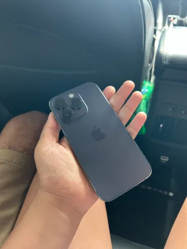 Vende-se iPhone 14 Pro