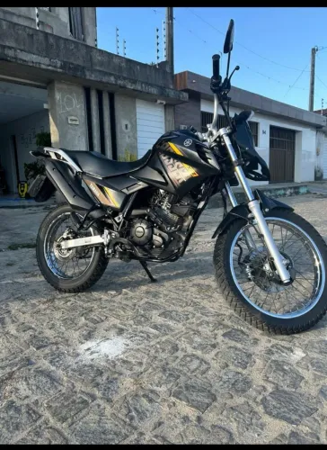 Crosser 2019, baixa km, segundo dono.