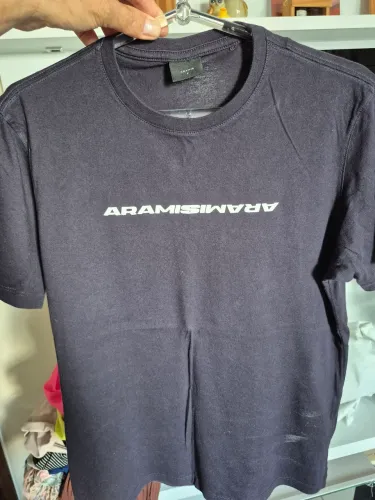 Camisa ARAMIS seminova usada poucas vezes