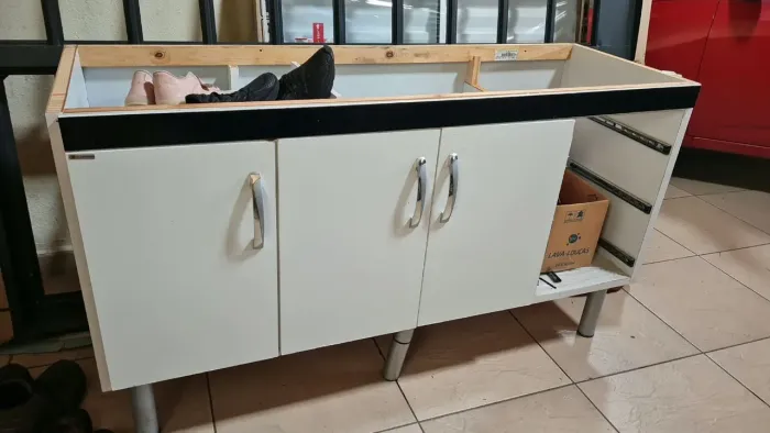 Gabinete de cozinha pia