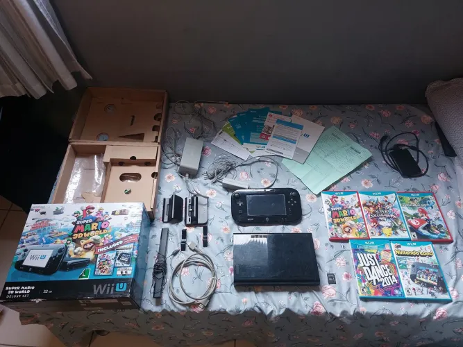 Nintendo Wii U Super Mario 3D World Deluxe Set 32GB completo na caixa (com 5 jogos)