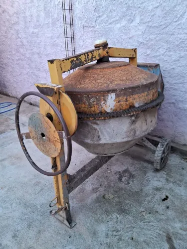 Betoneira 400 L