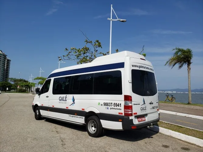 Aluguel de van com motorista