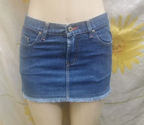 Saia jeans equus com zíper nas laterais tam 40