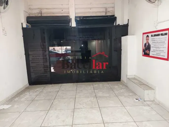 Loja : / Comercial / São Cristóvão