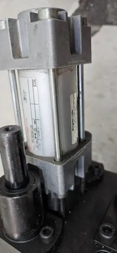 Cilindro Norgren RA/8040/25