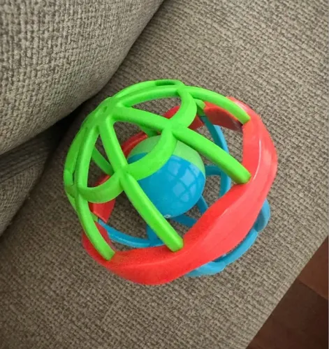 bola com chocalho buba