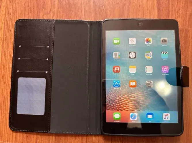 IIpad mini sim chip 32gb wi-fi preto black perfeito com capa flip carteira nova gratis 