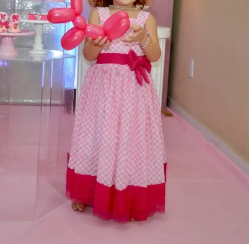 Vestido Barbie 3 a 4 anos