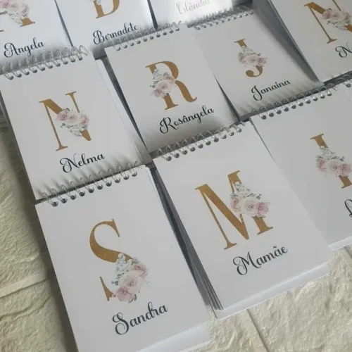 Bloquinhos de papel personalizados para brindes com seu tema