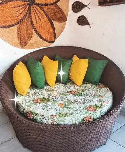 Poltrona chaise de fibra sintética